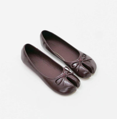 B1G2 Kobi Burgundy